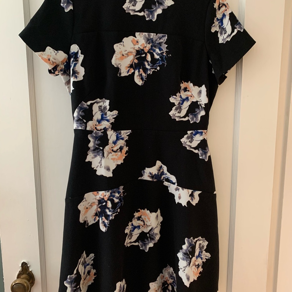 Vince Camuto floral duet dress - Picture 3 of 5